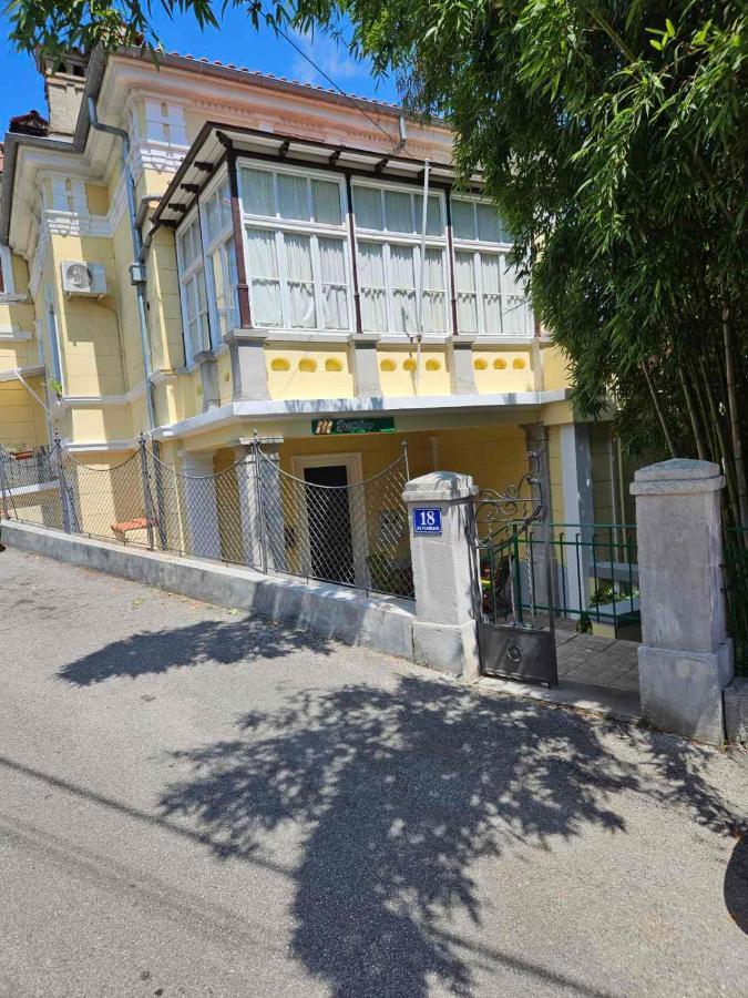 Apartment Bamboo 5 Opatija Exteriör bild